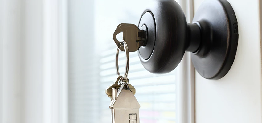 Bifold Door Knob Replacement in McKinleyville, California