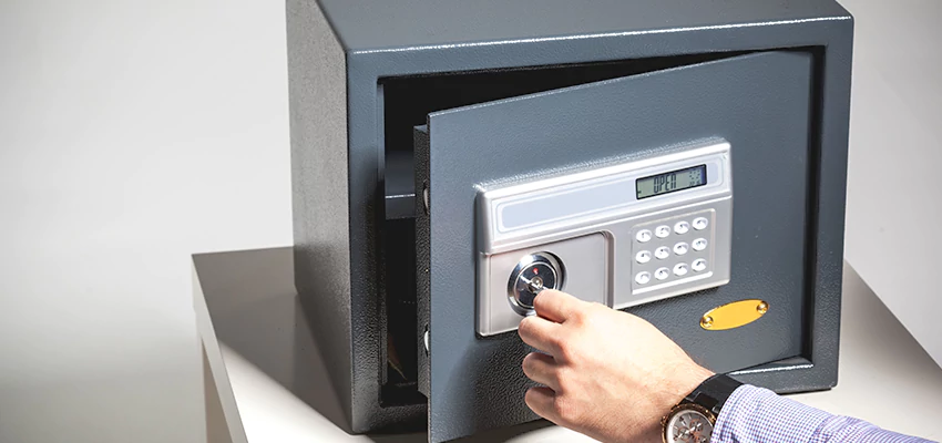 Jewelry Safe Unlocking Service in McKinleyville, California